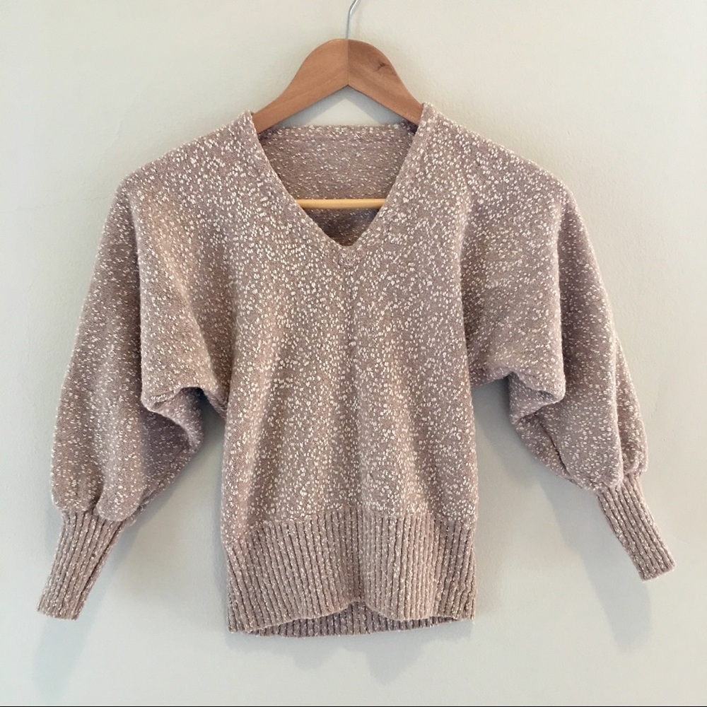 ⬇️ $20 SALE: Vintage Dolman-Sleeved Sweater